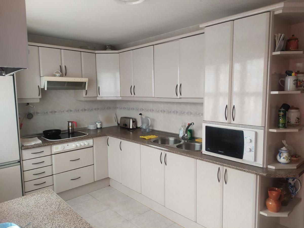 Habitacion Privada Triple Toledo Buitenkant foto