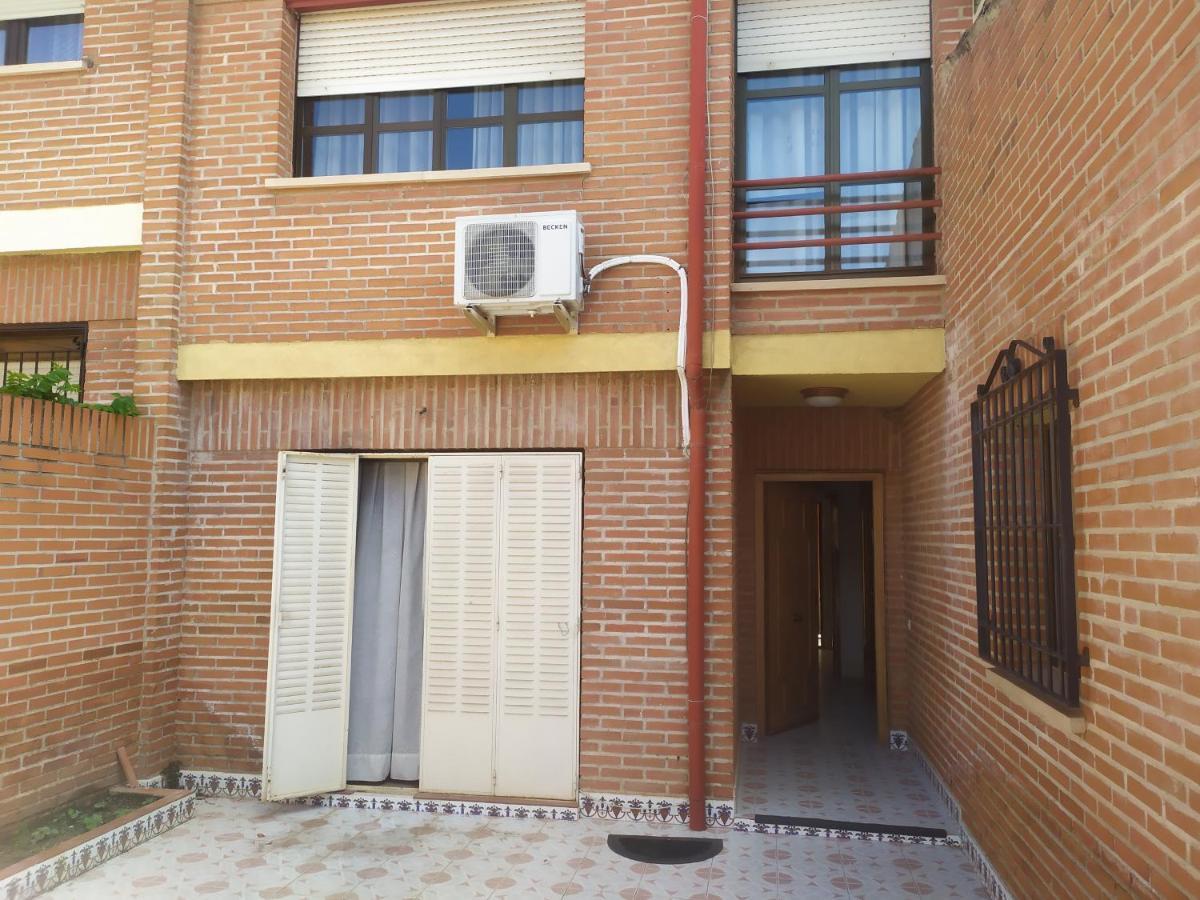 Habitacion Privada Triple Toledo Buitenkant foto