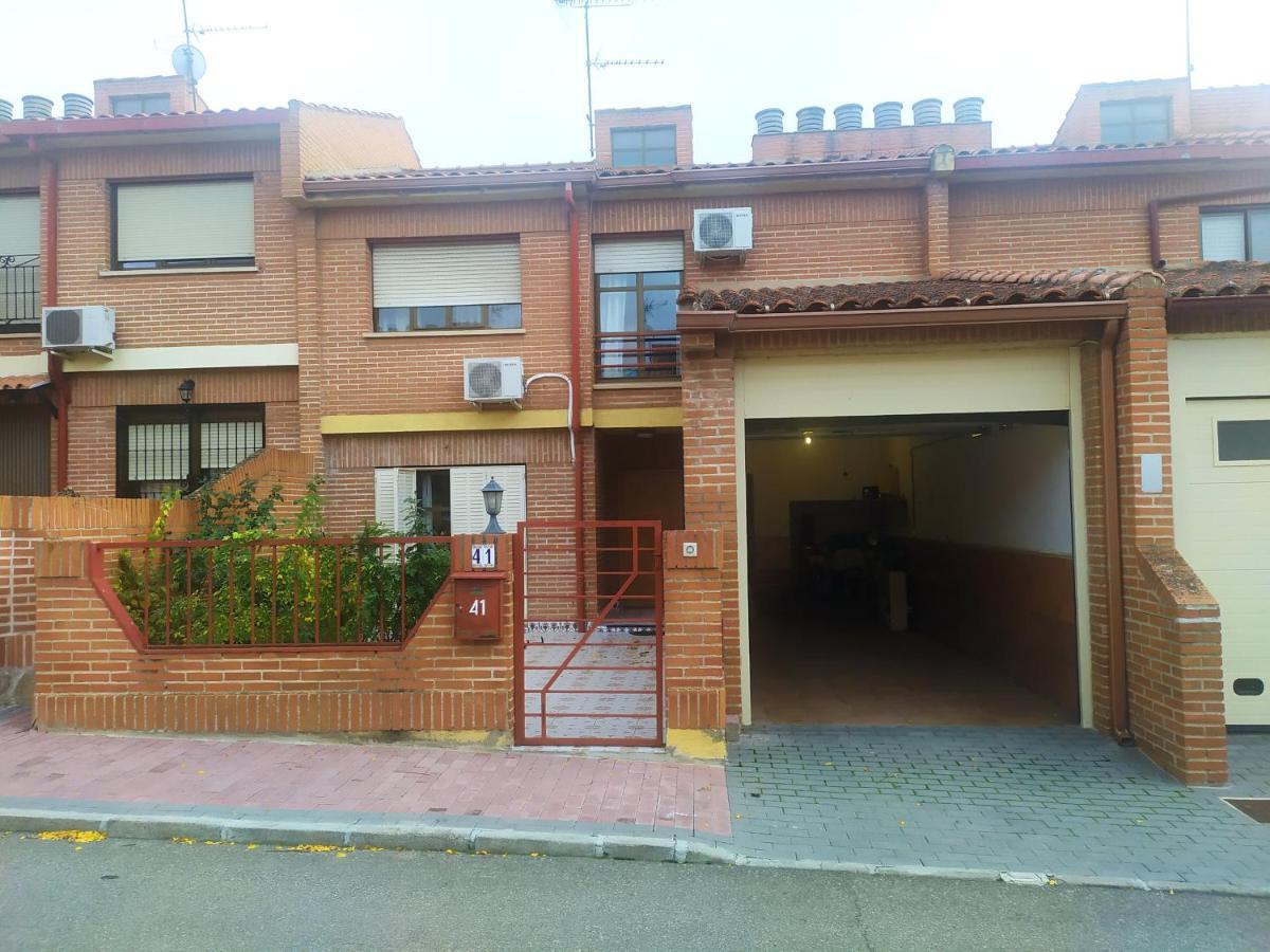 Habitacion Privada Triple Toledo Buitenkant foto