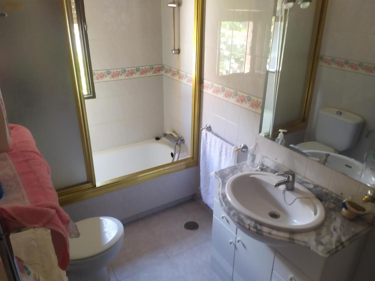Habitacion Privada Triple Toledo Buitenkant foto