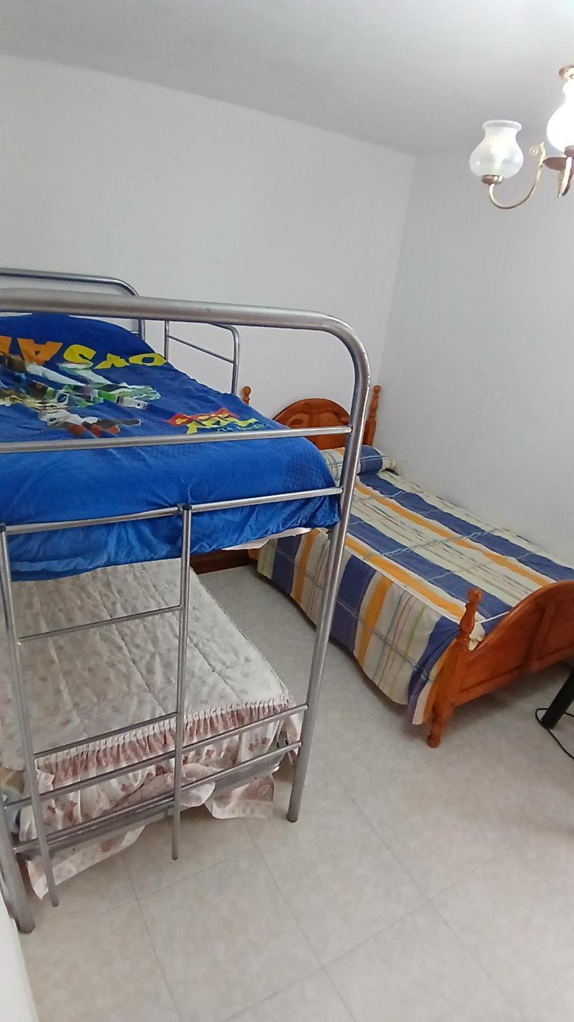 Habitacion Privada Triple Toledo Buitenkant foto